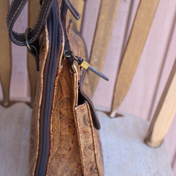 Vintage Relic by Paisley Fossil Crossbody Bag Western Faux Leather - Picture 8 of 16